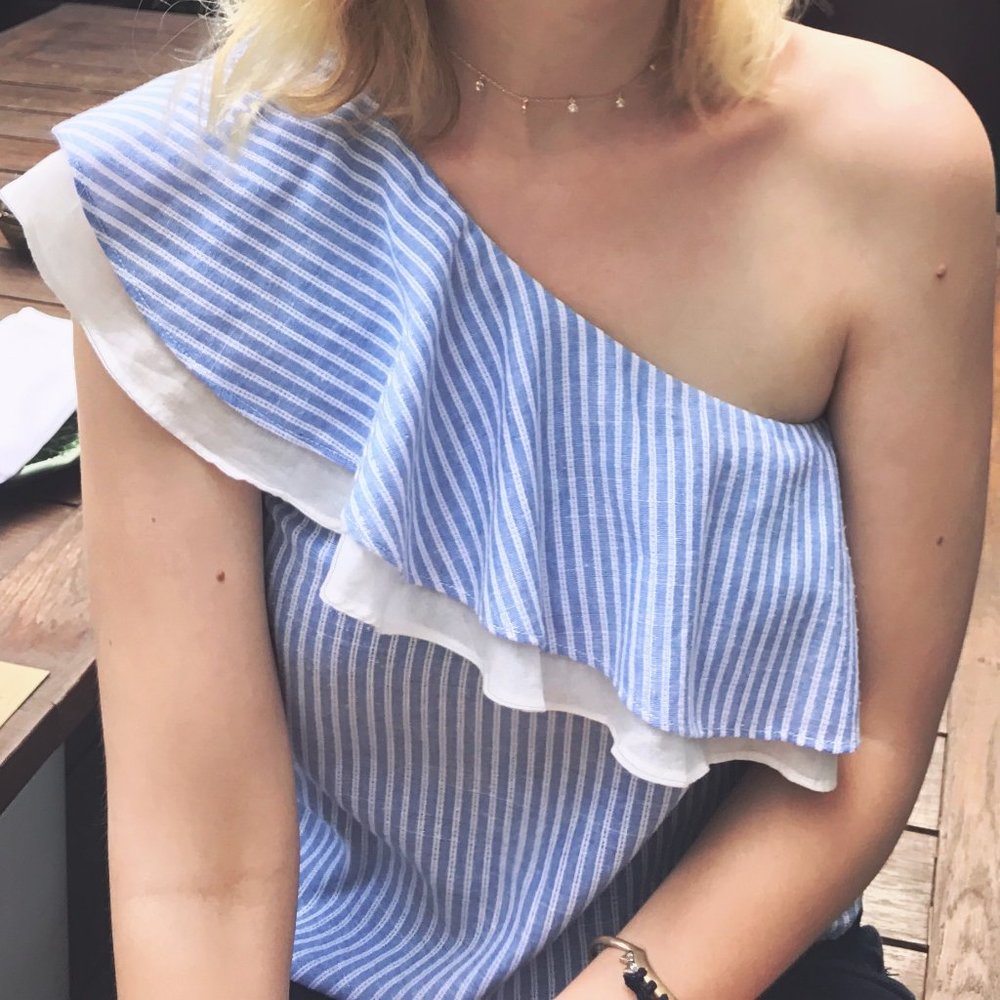 JOA One-Shoulder Blue/White Stripe Top in X Small